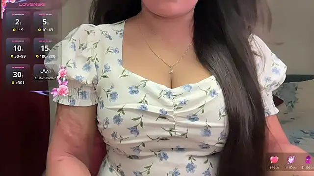 Snapshot of nandini_7 chatting on June 12, 6:18 pm nandini 7 online show from June 12, 6:18 pm