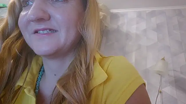 Snapshot of EstrellaWalters chatting on October 27, 2:43 pm EstrellaWalters online show from October 27, 2:43 pm