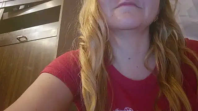 Snapshot of EstrellaWalters chatting on November 1, 4:42 pm EstrellaWalters online show from November 1, 4:42 pm