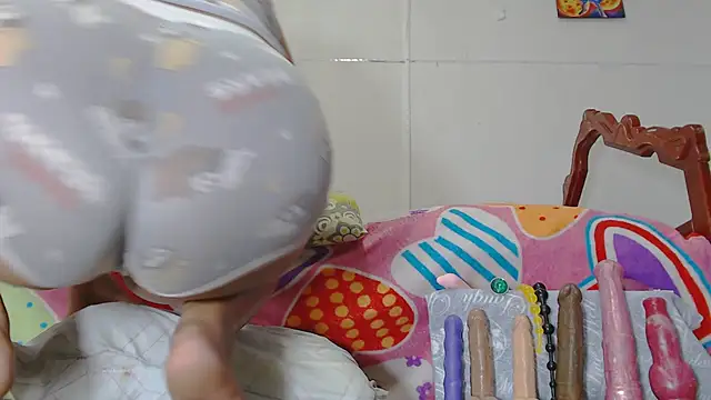 Snapshot of gina_lis chatting on January 9, 2:51 pm gina lis online show from January 9, 2:51 pm