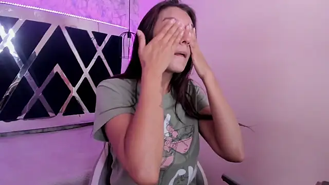  alaia collway  online show from February 3, 11:42 am