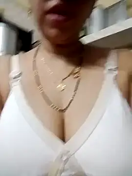 Snapshot of jiyahot1432 chatting on February 14, 2:28 am jiyahot1432 online show from February 14, 2:28 am