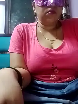 Snapshot of jiyahot1432 chatting on February 27, 7:04 pm jiyahot1432 online show from February 27, 7:04 pm