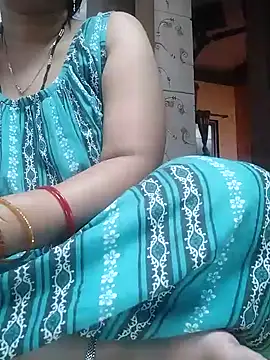 Snapshot of jiyahot1432 chatting on November 11, 2:33 am jiyahot1432 online show from November 11, 2:33 am