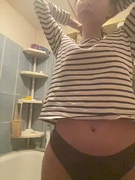 Starry Siren online show from March 11, 8:26 pm