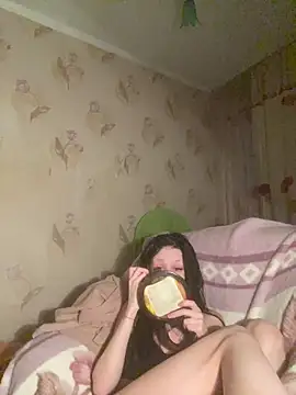 Starry Siren online show from March 18, 7:06 pm