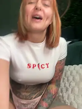 ObviouslyPeachy online show from March 14, 11:48 am