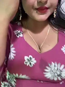 Snapshot of Ayesha_mahi chatting on April 2, 8:23 am Ayesha mahi online show from April 2, 8:23 am