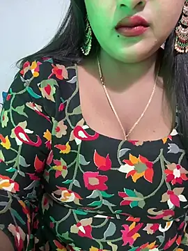 Snapshot of Ayesha_mahi chatting on April 9, 9:15 am Ayesha mahi online show from April 9, 9:15 am