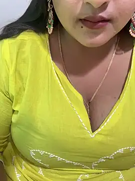 Snapshot of Ayesha_mahi chatting on April 12, 1:38 pm Ayesha mahi online show from April 12, 1:38 pm