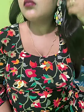 Snapshot of Ayesha_mahi chatting on May 30, 8:00 am Ayesha mahi online show from May 30, 8:00 am