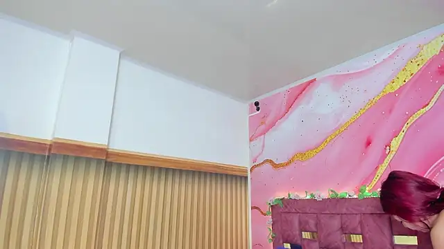 Daisy  rose online show from February 24, 2:53 am