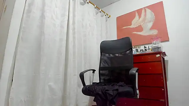 misstresbigcockts online show from January 11, 8:43 am