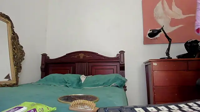 misstresbigcockts online show from April 28, 1:59 am