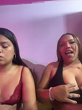 Snapshot of horny_babyss chatting on April 26, 3:48 am horny babyss online show from April 26, 3:48 am