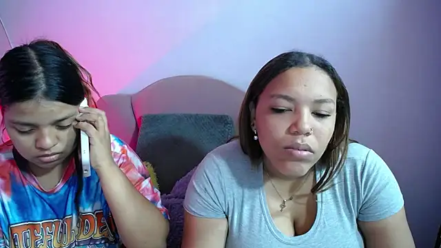 Snapshot of horny_babyss chatting on June 2, 1:51 am horny babyss online show from June 2, 1:51 am