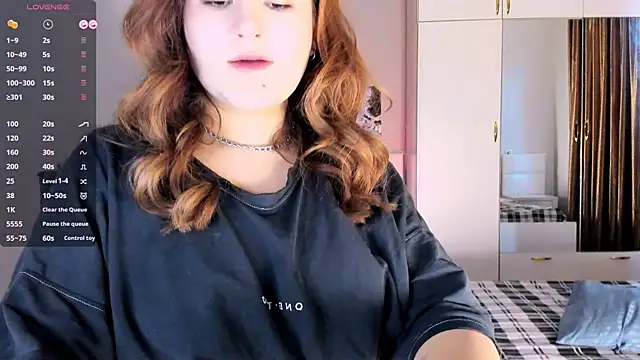 July Slowdive online show from January 27, 12:48 pm