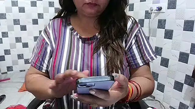 bhabhi jaan11 online show from April 2, 6:33 am