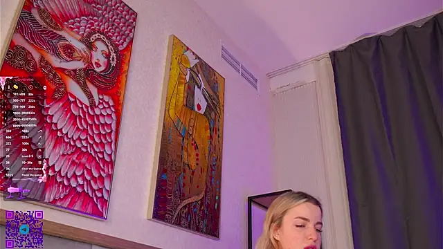 LiliBanger online show from November 22, 4:22 am