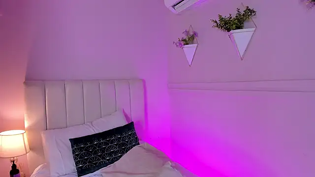  bianca 18 online show from January 30, 5:39 pm