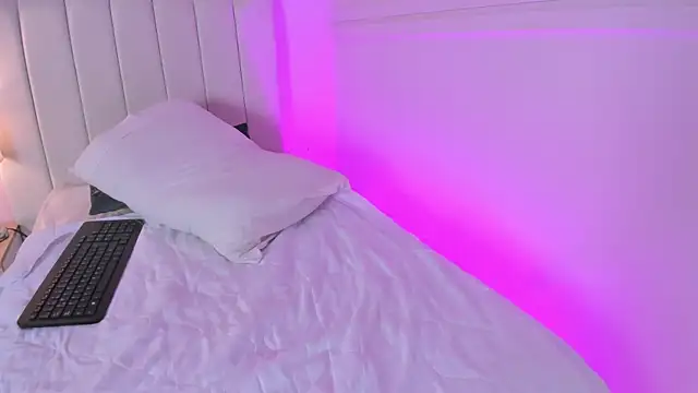  bianca 18 online show from March 6, 5:54 pm