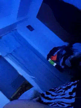 jovenestraviesos online show from March 19, 10:53 pm