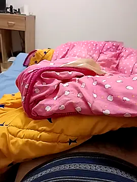 huzi518 online show from March 31, 1:33 pm