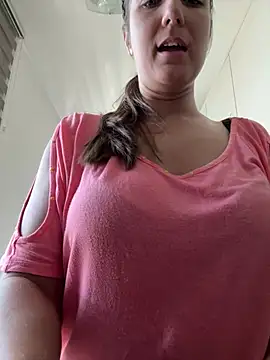Snapshot of jennifer11772 chatting on July 24, 7:28 am jennifer11772 online show from July 24, 7:28 am