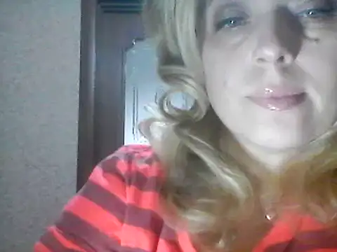 SweetCandy356 online show from February 20, 1:19 pm
