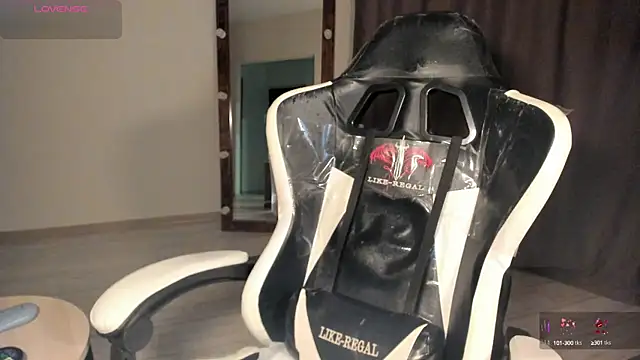 Snapshot of Lana_Younes chatting on March 21, 8:40 pm Lana Younes online show from March 21, 8:40 pm