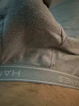 Snapshot of jrizz215 chatting on December 4, 6:27 pm jrizz215 online show from December 4, 6:27 pm