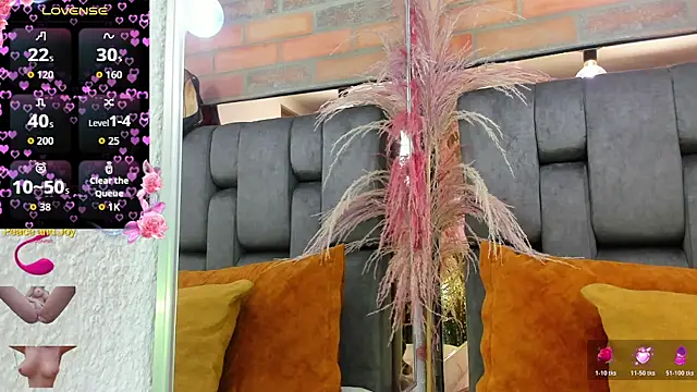 JESSYCORTES online show from February 9, 10:14 pm