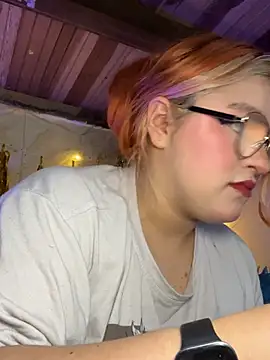 SophiaWeestt99 online show from April 4, 8:01 am