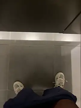 thiagowes online show from April 5, 11:24 pm