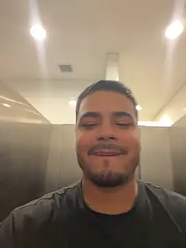 thiagowes online show from April 28, 1:15 am