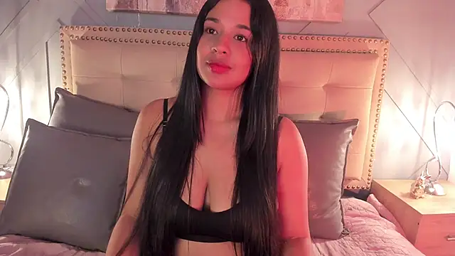 Snapshot of Aitana98_ chatting on December 16, 5:54 pm Aitana98  online show from December 16, 5:54 pm