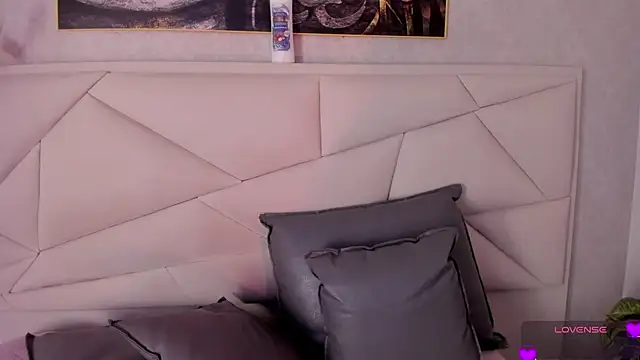 Snapshot of Aitana98_ chatting on December 24, 9:39 am Aitana98  online show from December 24, 9:39 am