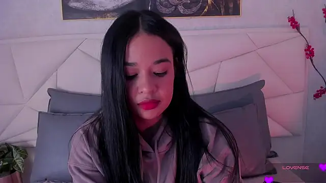 Snapshot of Aitana98_ chatting on December 27, 6:24 am Aitana98  online show from December 27, 6:24 am