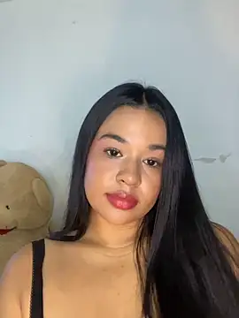 Snapshot of Aitana98_ chatting on February 14, 1:46 am Aitana98 online show from February 14, 1:46 am