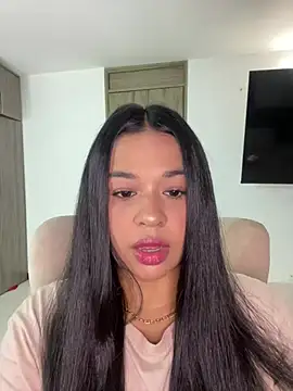 Aitana98  online show from April 12, 1:32 am