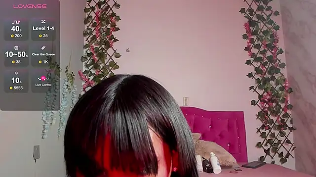 Snapshot of alexaa_cutee chatting on February 8, 3:30 am alexaa cutee online show from February 8, 3:30 am