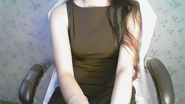 Snapshot of collage_hoty chatting on July 6, 4:42 am collage hoty online show from July 6, 4:42 am