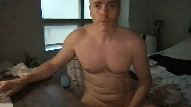 Snapshot of Gingerbushguy chatting on January 4, 7:55 pm Gingerbushguy online show from January 4, 7:55 pm