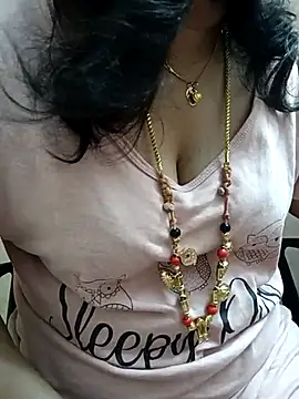 gaurika18 online show from March 13, 10:21 pm