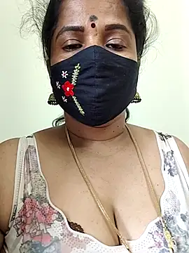 Snapshot of gaurika18 chatting on May 1, 9:36 am gaurika18 online show from May 1, 9:36 am