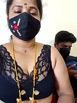 Snapshot of gaurika18 chatting on June 6, 5:34 am gaurika18 online show from June 6, 5:34 am