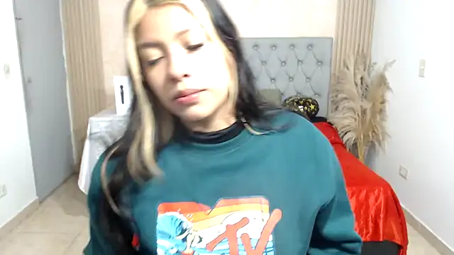 JESSYCHERNOBIL online show from April 5, 11:40 am