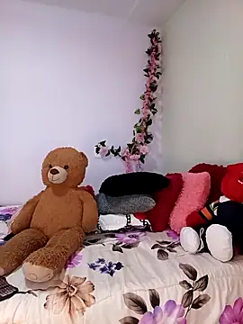 kymmgolden online show from February 28, 12:39 pm