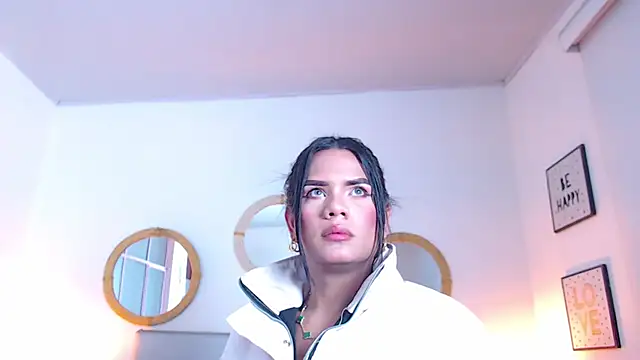 Snapshot of zoe_hecate_sexx chatting on February 5, 9:36 am zoe hecate sexx online show from February 5, 9:36 am