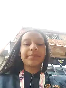 Snapshot of emma_ambar chatting on January 5, 10:29 pm emma ambar online show from January 5, 10:29 pm